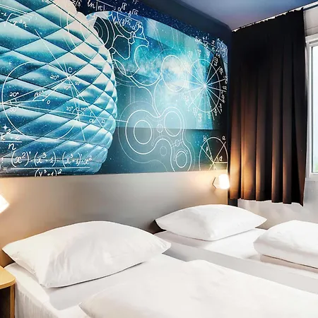 Muenchen-garching 3*